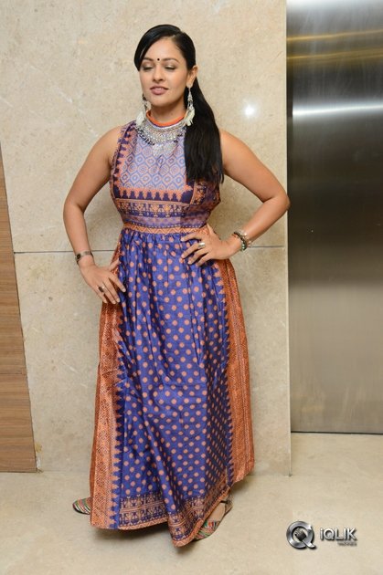 Pooja-Kumar-At-PSV-Garuda-Vega-Movie-Pre-Release-Function